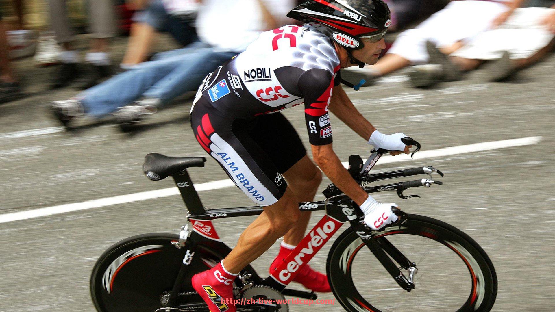 世俱杯直播-世俱杯球鞋外底动态摩擦力实验及实战表现关联